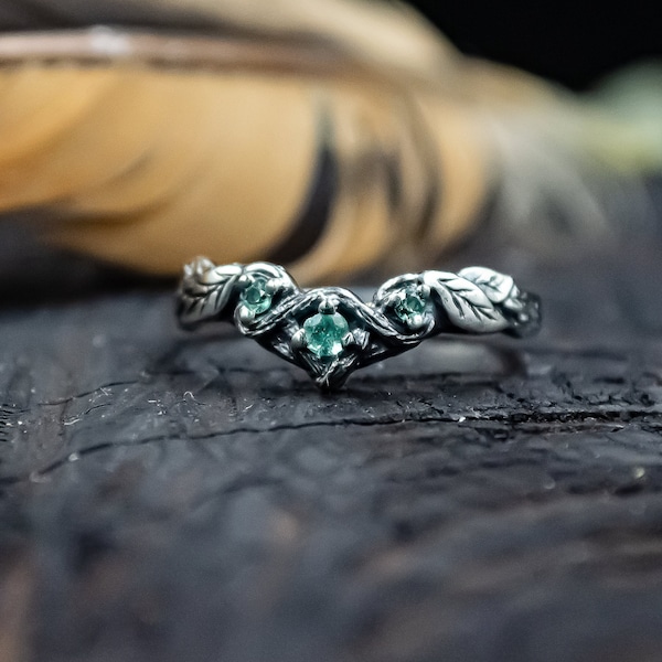 Elven Emerald Wedding Ring, Elven Engagement Ring, Dark Elven Silver Natural Stone Engagement Ring, Emerald Engagement Ring, Ring of Power