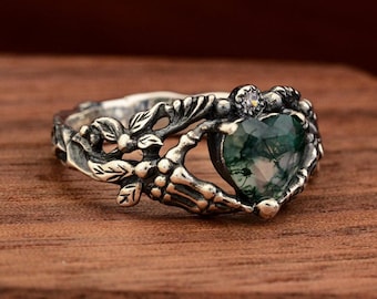 Moss Agate Heart Skeleton Claddagh Ring — Green Nature Stone Bone Hand Ring — Dark Vine Band — 925 Sterling Silver