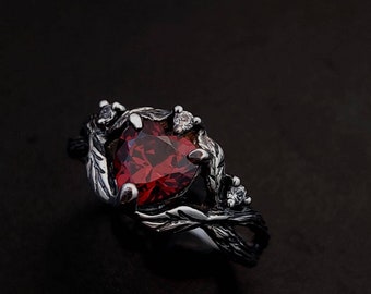 Unique Bridal Ring, Garnet Engagement Ring, Anniversary Woman Ring, Vintage Proposal Statement Ring, Wedding Ring, Anniversary Gift Ring