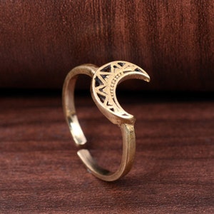 Gold half moon ring, Adjustable ring, Stackable ring, Brass ring, Moon jewelry, Handmade jewelry, Bohemian ring, Gift ring