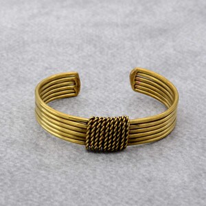 Minimalist Wire Bracelet, Gold Cuff Bracelet, Handmade Wire Bracelet, Brass Bracelet, Adjustable Bracelet, Wedding Gift, Valentine Gift