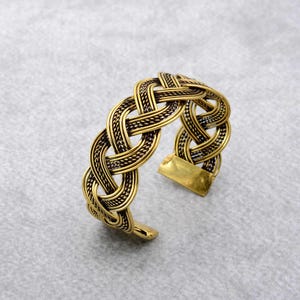 Celtic Knot Bracelet, Gold Knot Bracelet, Brass Bangle, Irish Bracelet, Gift For Her, Handmade Jewelry, Boho Bangles, Anniversary Gift