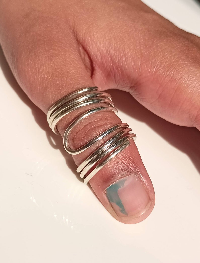 Arthritis ring for lateral deviation, Bending sideways finger splint, Adjustable hammered brass, silver & Brass ring image 6