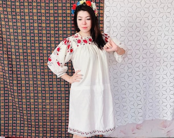Antique Ukrainian dress Embroidery Ukraine Sorochka Vyshyvanka Hand embroidered hemp cross stitch ウクライナ刺繍 For mother sister
