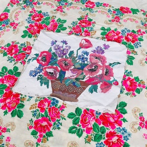 Vintage Handmade Embroidery, Embroidery, Wall Art Picture with Needle, Flowers