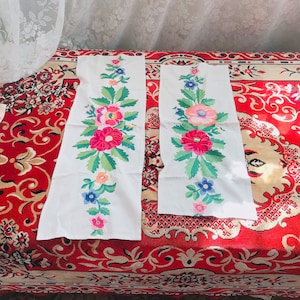 Vintage Handmade Embroidery 2 Pieces Embroidery Embroidery Wall Art Painting With Needles Original Flowers