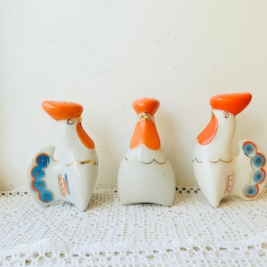 Porcelain figurine salt shaker/paper shaker &quot;Cockerel&quot; USSR 3 pieces