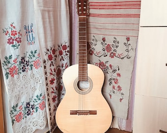 Vintage Guitar USSR RENOME, Classical Guitar, Wooden Guitar, Old Musical Instrument, Retro Wooden Instrument, Vintage Acoustic Guitar, Gift