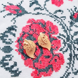 Vintage earrings clips leaves, vintage jewelry russian antiques, a gift for a woman a gift for a girl made in the ussr