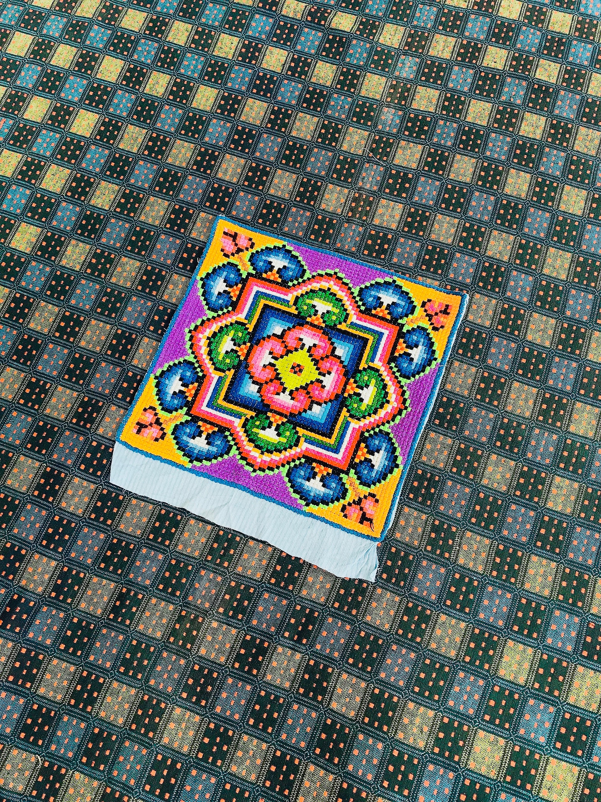 刺繍アート 壁掛け　アンティーク　ビンテージ ヴィンテージ 手刺繍 刺繍 刺繍 壁アート 絵画 針付き