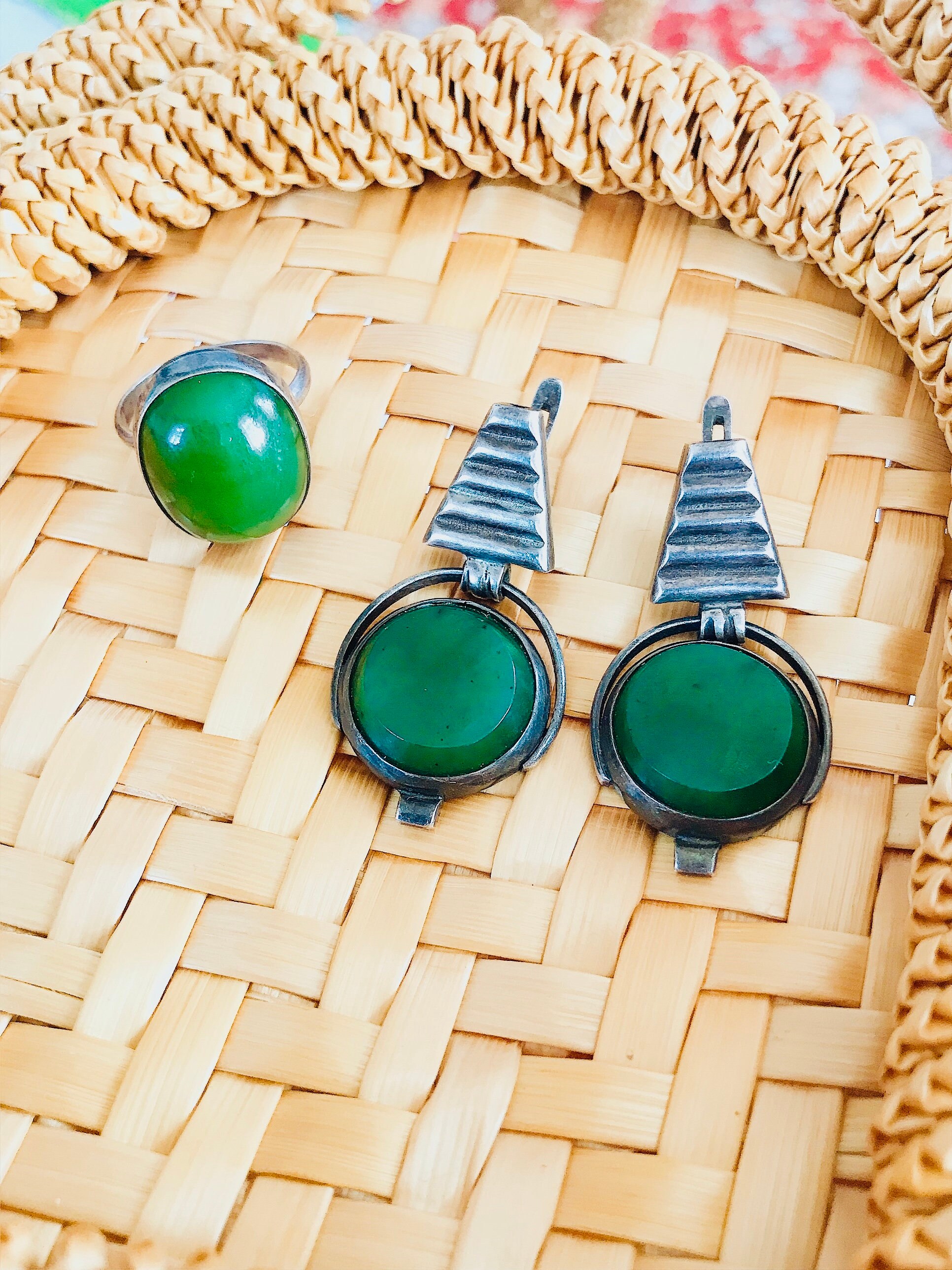 Set De Boucles D'oreilles Vintage Et Bague En émail Soviétique - Occasion, Bon état, Style Rétro