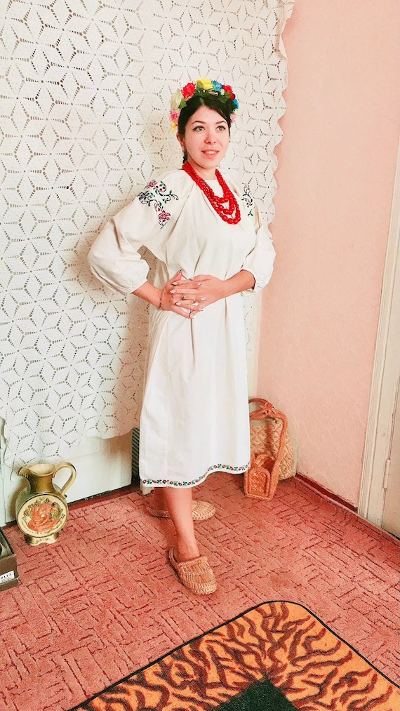 Embroidered dress Vintage Shirt Ukrainian Vyshyva… - image 1