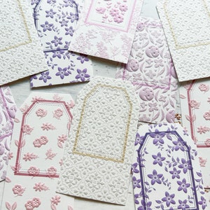 Papier cartonné 15 pièces, cadres en papier, étiquettes en papier fleurs violettes, étiquettes cadeaux fleurs, papiers découpés, scrapbooking, journal indésirable