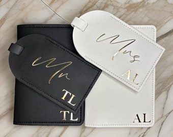 Personalised Luggage Tags & Passport Cover Mr Mrs Set, Wedding Gift for Bride and Groom, Suitcase Tag for Honeymoon Travel