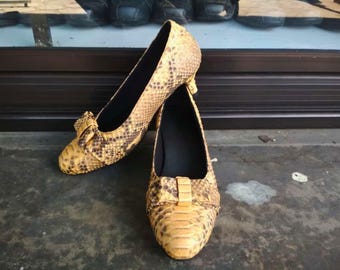 Daulay Store Snake Skin Kitten Heels