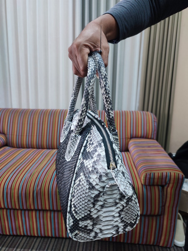 Gavinci Genuine Python Snakeskin Leather Bag for Women
