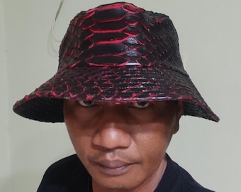 Black with Red Gradation of Snakeskin Bucket Hat