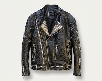 Chaqueta de motociclista de piel de serpiente pitón auténtica hecha a mano: abrigo de cuero negro con tachuelas para motocicleta