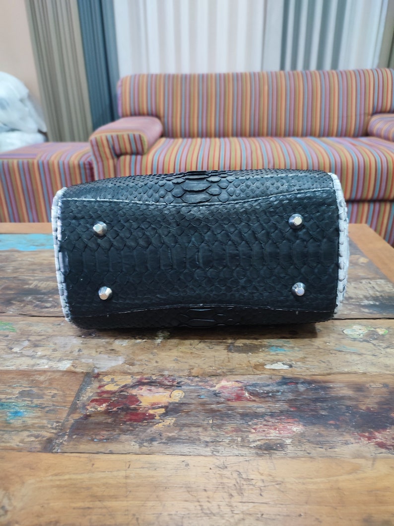 Gavinci Genuine Python Snakeskin Leather Bag for Women
