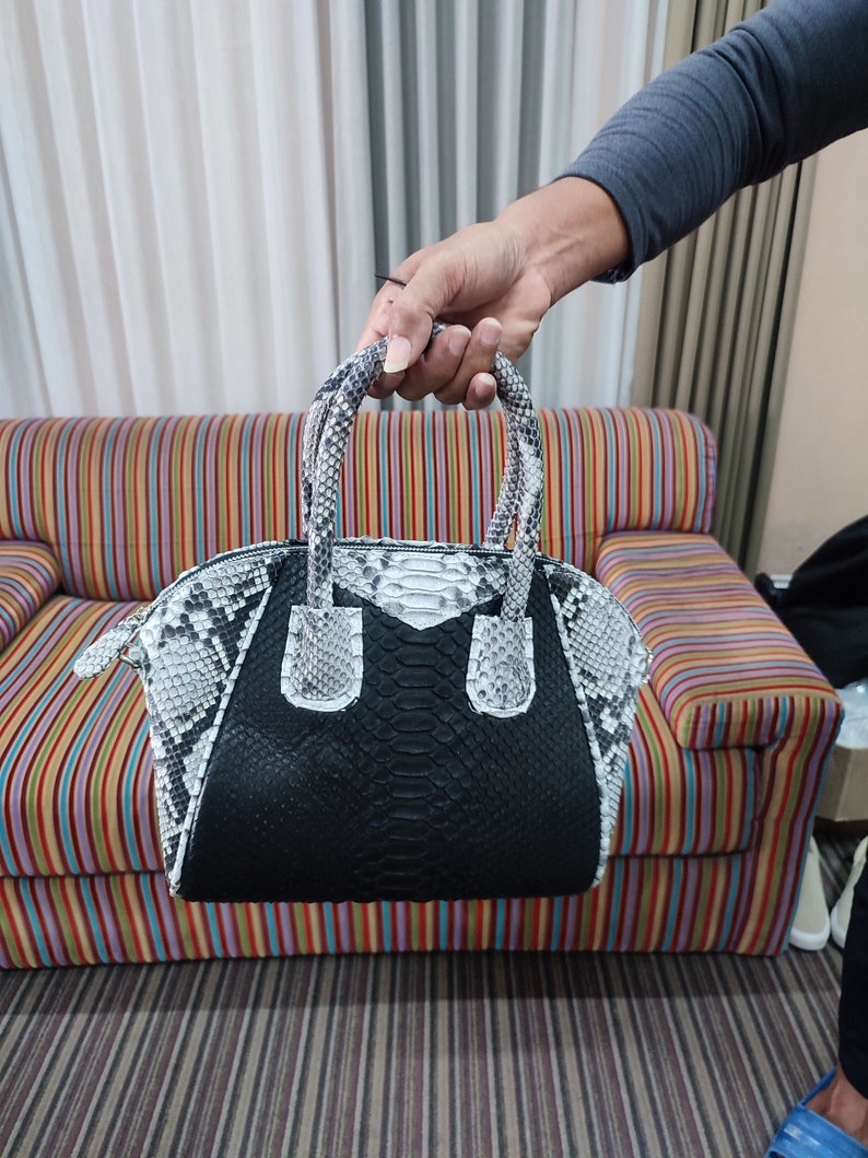 Gavinci Genuine Python Snakeskin Leather Bag for Women