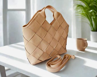 Stylist Handwoven Bucket Leather Bag
