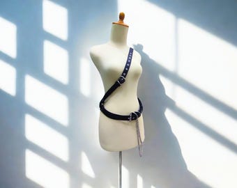 Women's Leather Body Harness Belt Carnival Punk Gothic Metal Chain Photography Belt Dance Carnival Costume Accessories