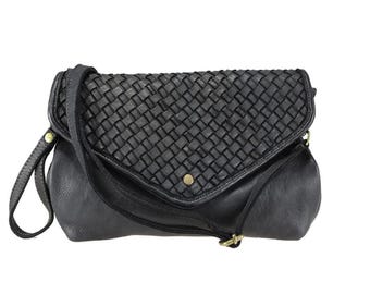 Women Crossbody Woven Leather Clutch