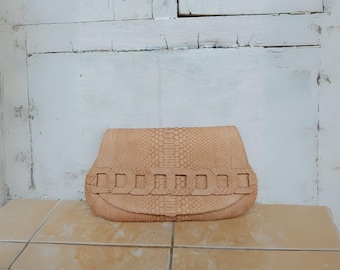 Chic Snakeskin Leather Clutch Bag - Where Wild Meets Class for the Modern Woman
