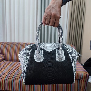 Gavinci Genuine Python Snakeskin Leather Bag for Women