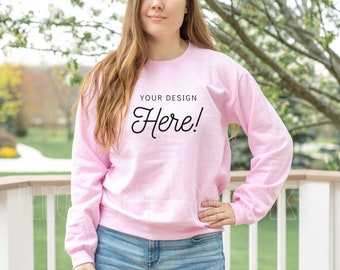 Gildan 18000 Mockup, Light Pink Sweatshirt Mockup, Gildan Sweatshirt Mockup, Model Mockup, Lifestyle Mockup, 18000 Mockup Pink