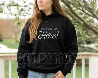 Gildan 18500 zwarte hoodie mockup, sweatshirtmodel mockup (digitale download)