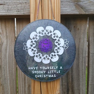 Spooky Christmas wall hanging. Skulls. Bats. Christmas. Xmas. Yule. Hand-poured resin. Skull wreath. Gothic. Creepy cute. Witchy. Pagan.