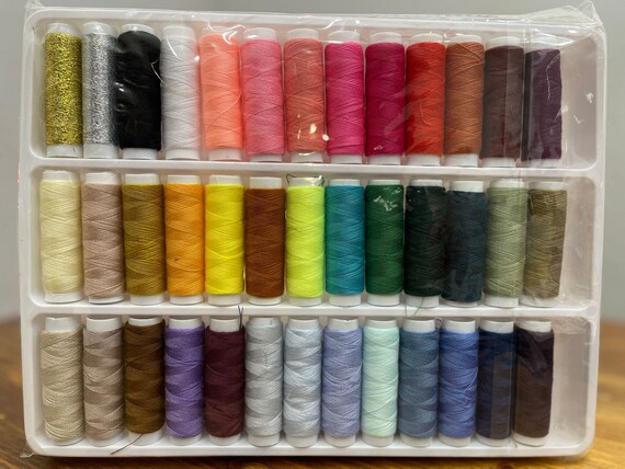Polyester Embroidery Machine Thread Polyester Spool Sewing Thread 39 Colors  200