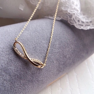 Vergoldete Silbe Halskette mit Anhänger• 925 Silber Halskette •Feine Halskette • Minimaliste Kette Geschenk für Mama, Oma,Freundin,Schwester