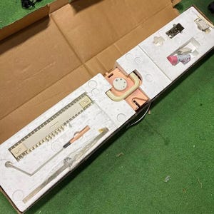 knitting machine-Silver Reed lk200