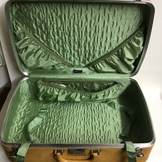 Vintage Ventura Suitcase Luggage Gem