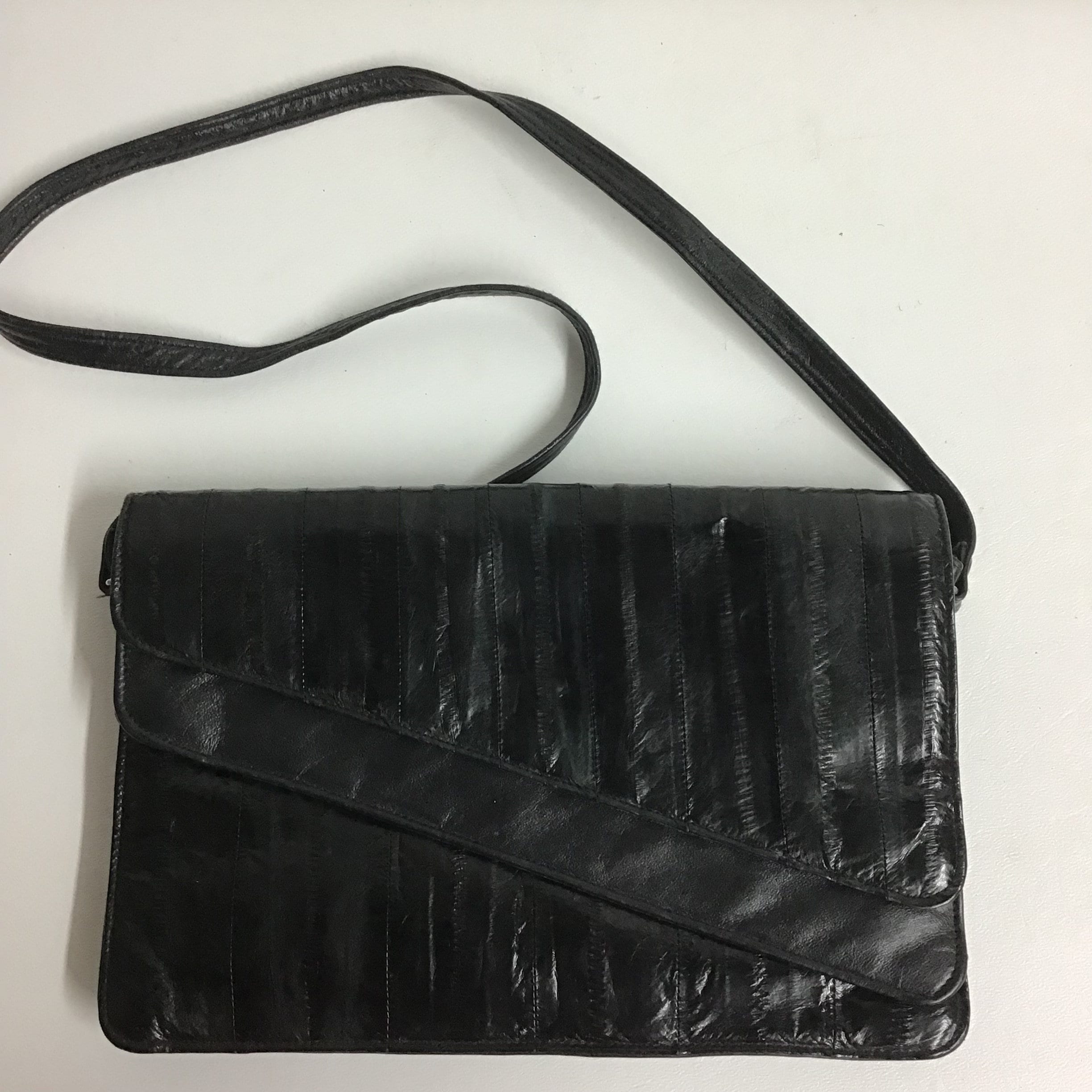Vintage SLNLD Korea Eel Skin Double Snap Shoulder Purse