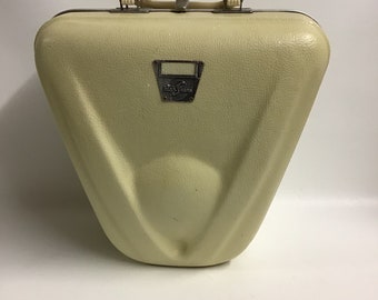High Skore Hard Shell Bowling Bag Carrying Case