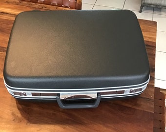 Vintage Samsonite Silhouette Hard Shell Luggage Case