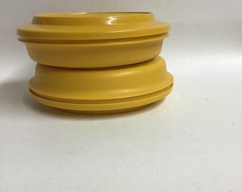 Tupperware Seal-N-Serve 8” Bowl with Lid