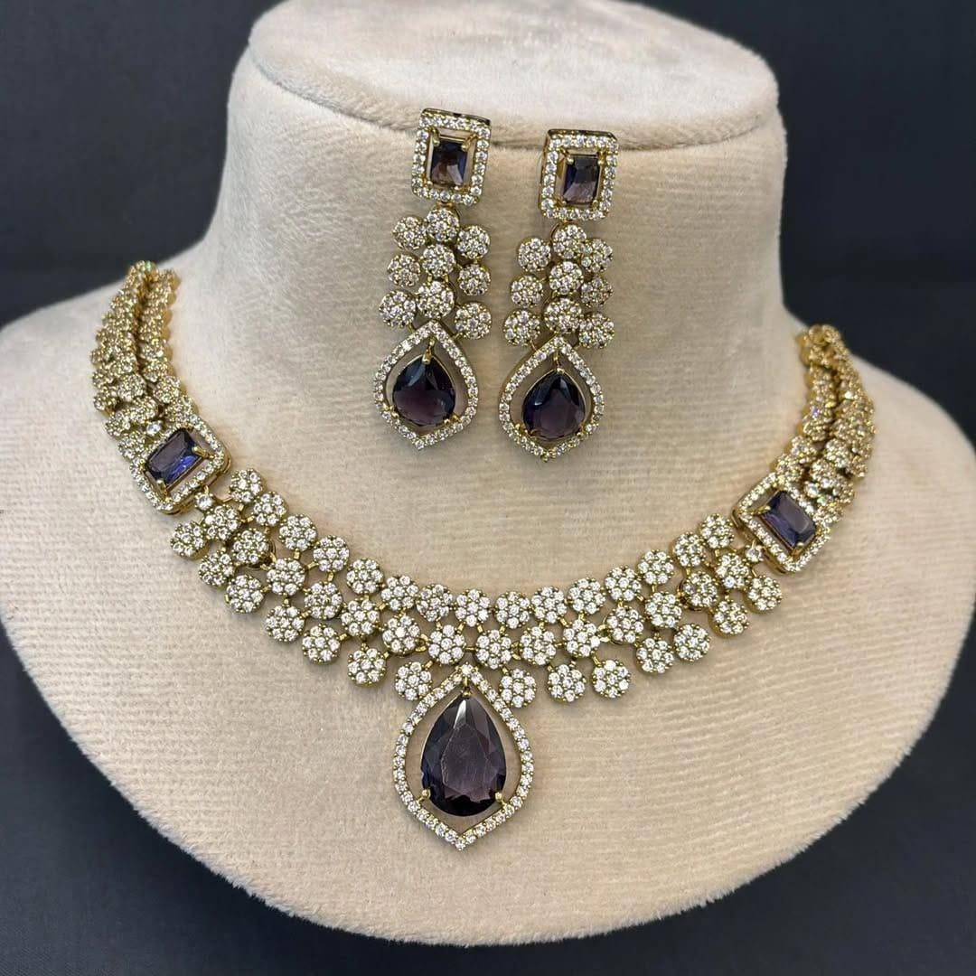 レッドストーンブライダルネックレスセット （イヤリング付き）｜ラグジュアリーCZフローラルチョーカー｜インドのウェディングジュエリー｜ステートメントブライダルネックレスセット - Etsy 日本