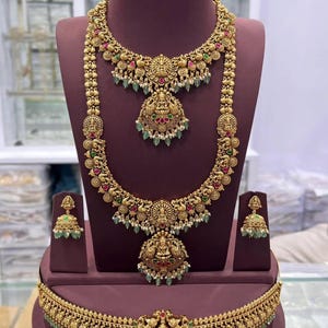 Jadau Kundan/haram/Kundan Jadau Grand Haram/ Kundan Jadau/Wedding Jewelry/kemp stone/long haram/kemp jadau/temple jewelllery/handmade jewel.