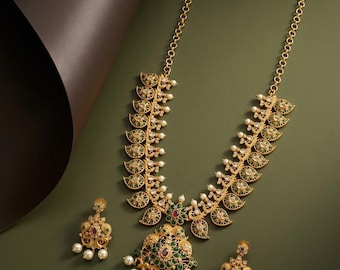 Antique Gold Leaf Necklace Set with Pearl Drop Earrings