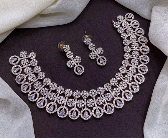 Shop Online for Elegant Diamond Necklace Sets - Impressive for any