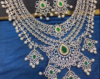 Smaragd & Zirkonia Halsketten Set, vergoldeter Brautschmuck