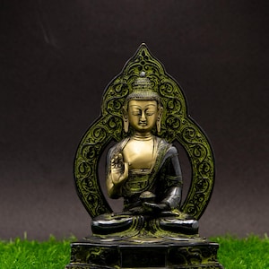 Brass Buddha Statue | Meditating Buddha Idol in Bhumisparsha Mudra | Spiritual Home Decor | Zen Altar Sculpture | Buddhist Art Figurine.