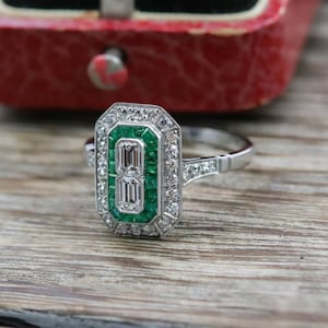 Two Stone Emerald Diamond Ring, Retro Circa Vintage Ring, 1930&#39;s Art Deco Diamond Engagement Ring, Emerald Diamond Estate Jewelry Ring
