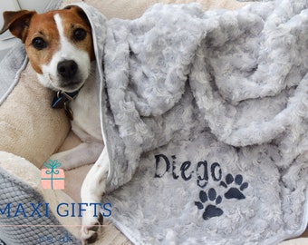 Manta personalizada para perro o gato Manta bordada con forma de capullo de rosa para mascota con estampado de pata de cachorro Manta de juguete Manta de recuerdo para gatito