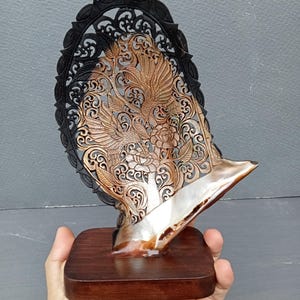 carved mother of pearl,hummingbird,natural sea shell,beach decor,sea shell art