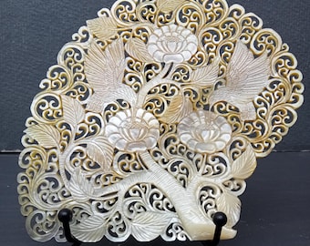 Hand Carved Mother of pearl with Hummingbird design,real and natural seashell